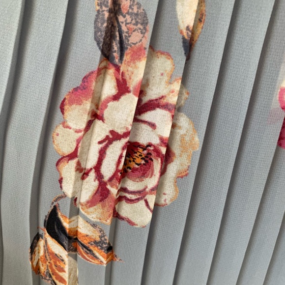 A new day blue floral pleated skirt M - Picture 3 of 4